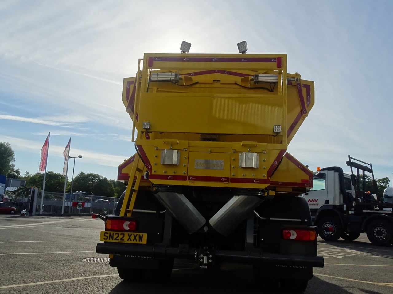 Ready to go DAF LF 290, Hot Box, null, 18 Tonne, Day Cab, 16-Speed Manual Gearbox, 3 Seats in Cab, Adblue System, Air Conditioning, Beacons, Cab Sunvisor , , Marvtech, Auger Hot Box | for sale at MV Commercial, the UKs leading Truck, Trailers and Van supplier. (SL23YUK 107675)