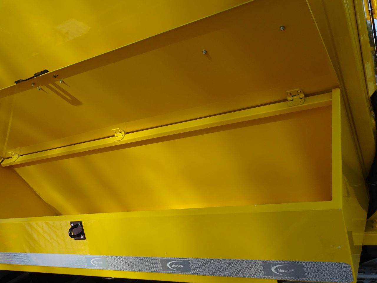 Ready to go DAF LF 290, Hot Box, null, 18 Tonne, Day Cab, 16-Speed Manual Gearbox, 3 Seats in Cab, Adblue System, Air Conditioning, Beacons, Cab Sunvisor , , Marvtech, Auger Hot Box | for sale at MV Commercial, the UKs leading Truck, Trailers and Van supplier. (SL23YUK 107679)