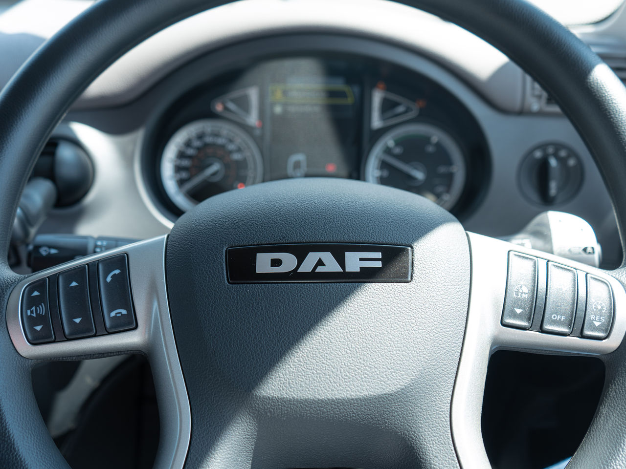 2024 DAF CF 450 Tipper Grab for sale at MV Commercial