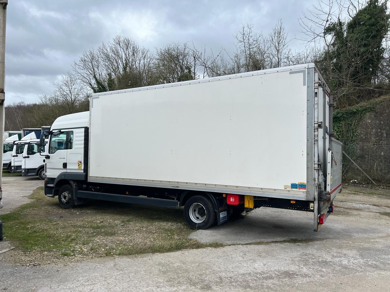 Ready to go MAN TGL 10.190, Box, 190, 10 Tonne, Sleeper Cab, Automatic, Column Tail Lift , Barn Doors, Cab Sunvisor , Reversing Camera, , -, - | for sale at MV Commercial, the UKs leading Truck, Trailers and Van supplier. (SL20YOM 113860)
