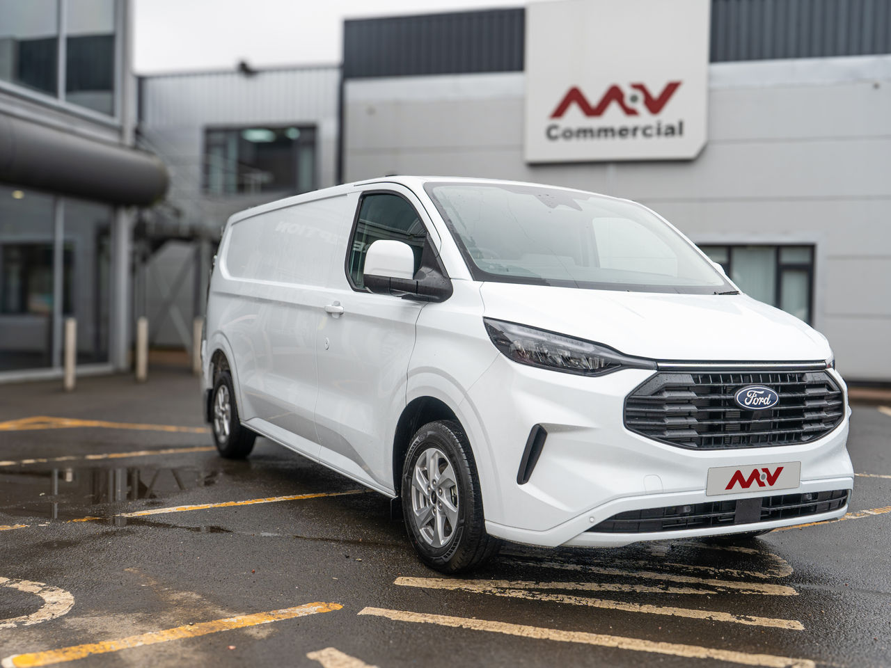 Ready to go Ford Transit, Van, 134, Under 3.5 Tonne, Single Cab, 6-Speed Manual Gearbox, Leather Package, Trailer tow medium duty , Air Conditioning, Alloy Wheels, Colour Coded Bumper, , -, - | for sale at MV Commercial, the UKs leading Truck, Trailers and Van supplier. (YR24NYY 118668)