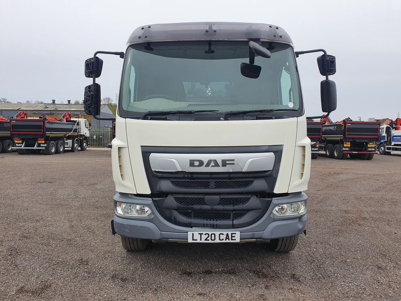 Ready to go DAF LF 260, Skip Loader, 260, 18 Tonne, Single Cab, Manual, Beacons, Cab Sunvisor , Cruise Control, Easy Sheet System, FORS - Gold Kit fitted, , Hyva , - | for sale at MV Commercial, the UKs leading Truck, Trailers and Van supplier. (LT20CAE 120773)