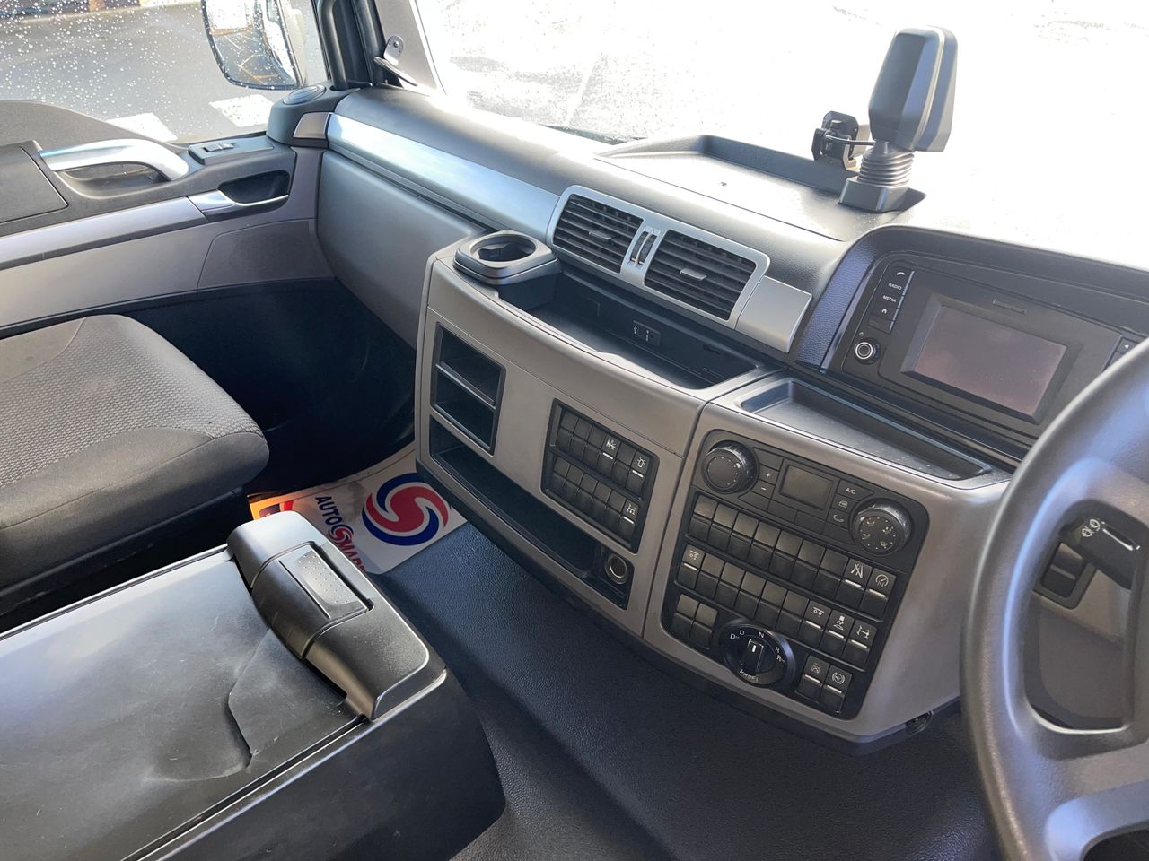 Ready to go MAN TGM 26.320, Beavertail, 320, 26 Tonne, Day Cab, Automatic, FORS - Gold Kit fitted, Winch, Double Flip Toe Ramps, Chain Box, Beacons, , -, - | for sale at MV Commercial, the UKs leading Truck, Trailers and Van supplier. (SN20YFX 140887)