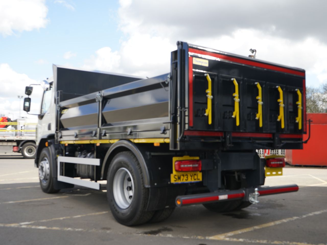 2023 DAF LF 290 Tipper for sale at MV Commercial