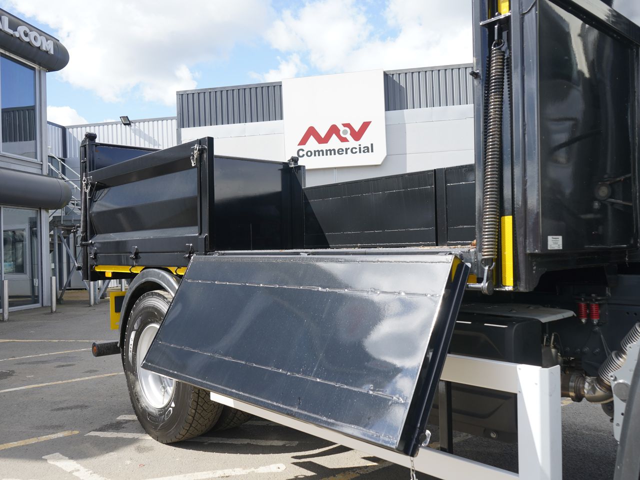 2023 DAF LF 290 Tipper for sale at MV Commercial