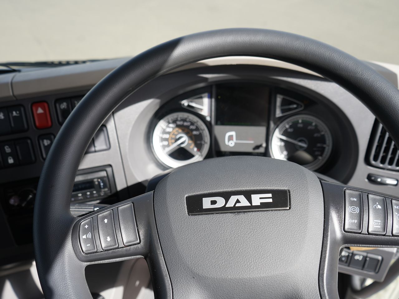 2023 DAF LF 290 Tipper for sale at MV Commercial