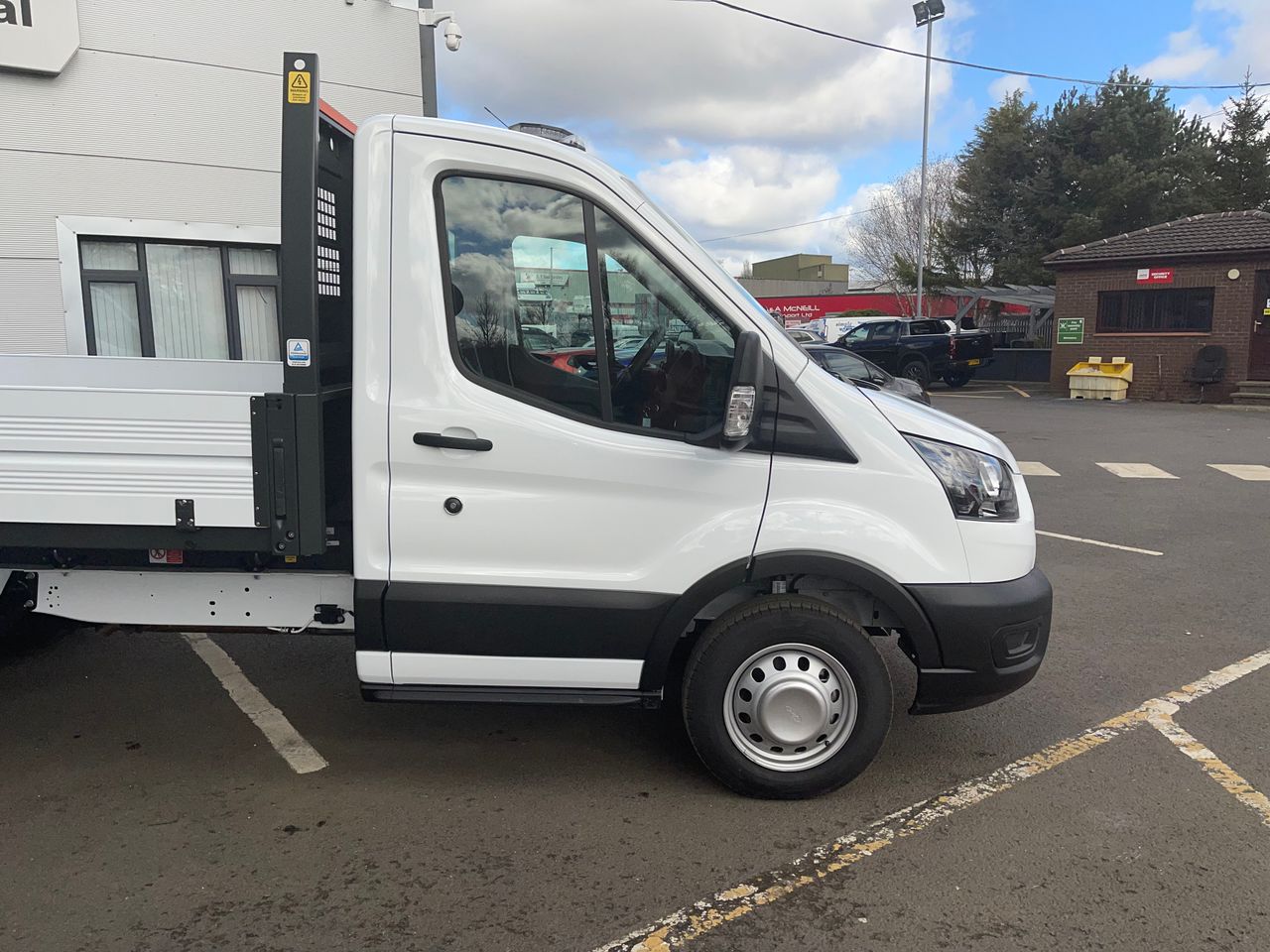 Ready to go Ford Transit, Tipper, 129, 3.5t, Day Cab, Manual, Beacons, Beacon Bar, Full Aluminium Dropsides, Towbar and Pin, Chapter 8 Markings, , -, - | for sale at MV Commercial, the UKs leading Truck, Trailers and Van supplier. (YM73ZRR 143854)