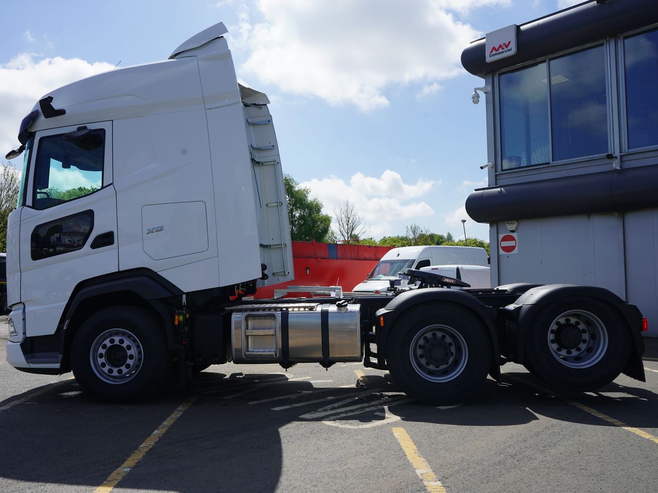 Ready to go DAF FTS XG530, Tractor Unit, 530, 80 Tonne, XG, Automatic, 9 Tonne Front Axle, Air Kit, Air suspended driver seat - Luxury Air., ASR (Anti-Slip Control), Automated gearbox, TraXon, 16 speeds., , -, - | for sale at MV Commercial, the UKs leading Truck, Trailers and Van supplier. (SN73YJW 145697)