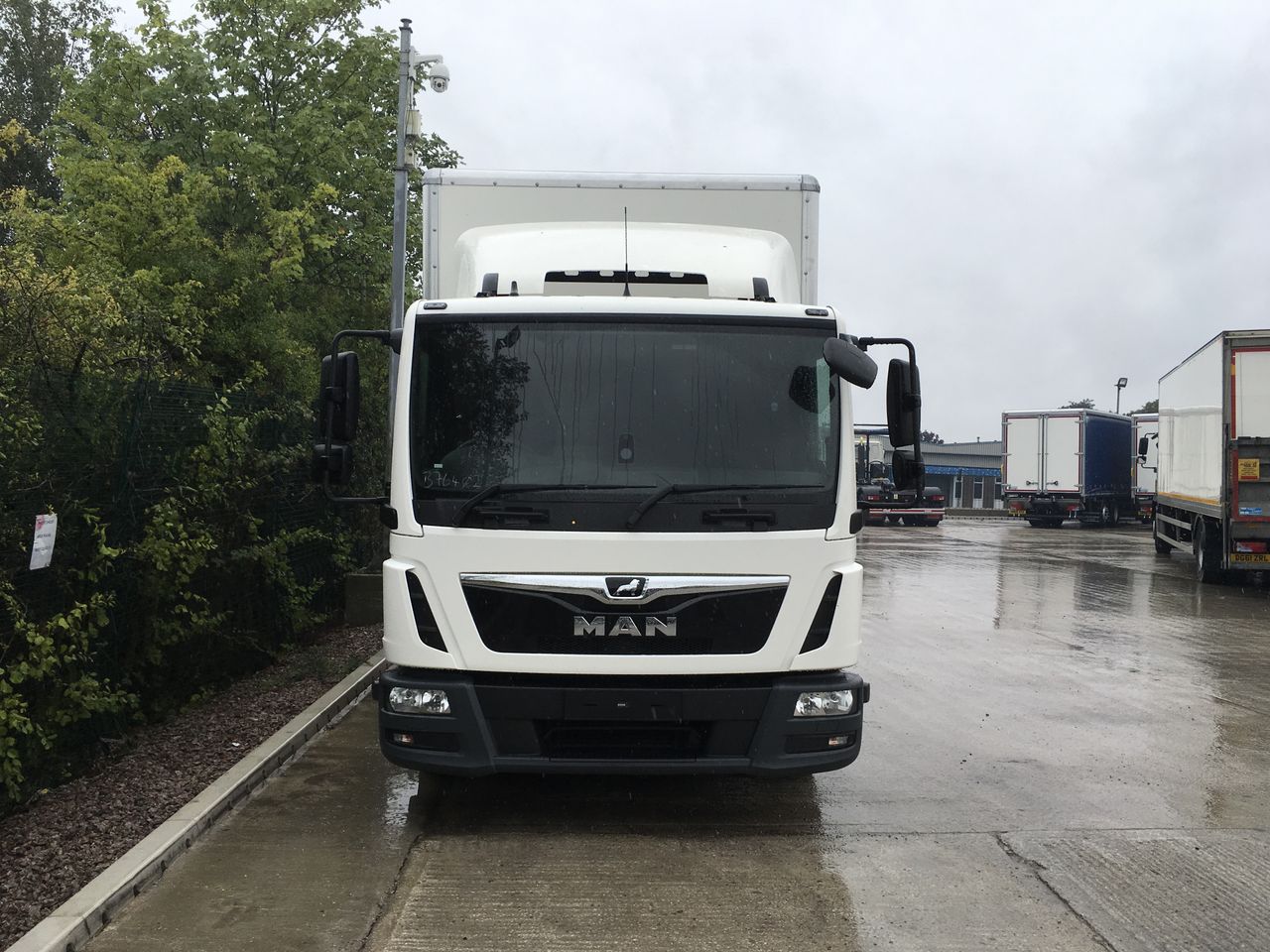 2018 MAN TGL 7.190 Box for sale at MV Commercial