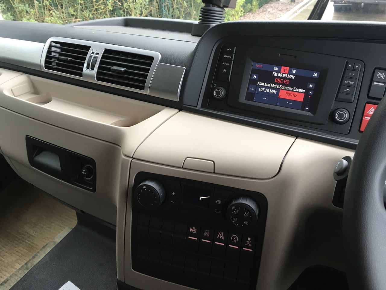 2018 MAN TGL 7.190 Box for sale at MV Commercial