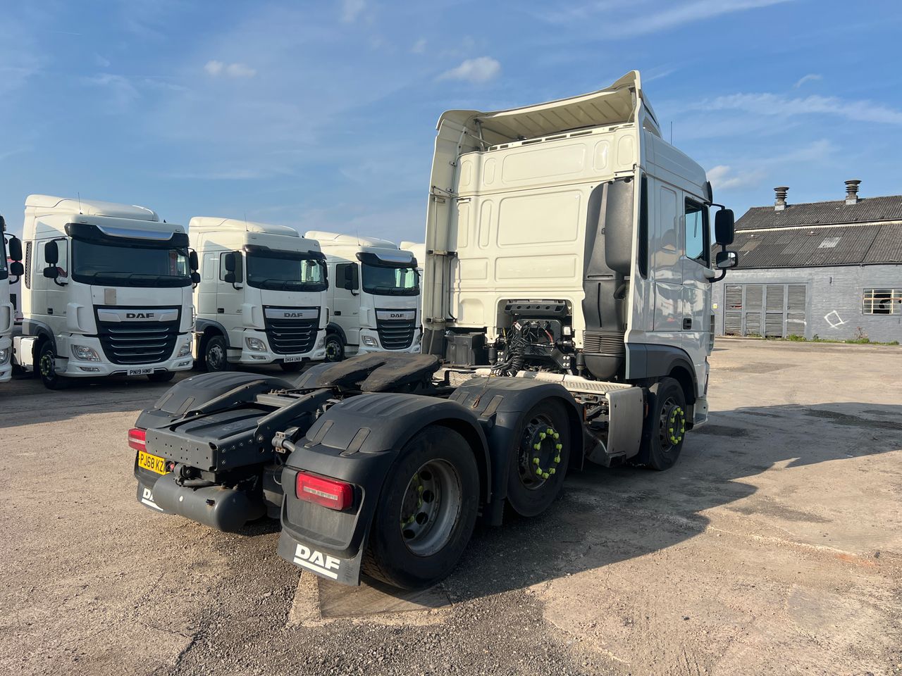 Ready to go DAF FTG XF480, Tractor Unit, 480, 44 Tonne, Space Cab, Automatic, Multi Function Steering Wheel, Air Conditioning, Double Bunk, Cab Fridge, Height Indicator, , -, - | for sale at MV Commercial, the UKs leading Truck, Trailers and Van supplier. (PJ68KZM 224801)