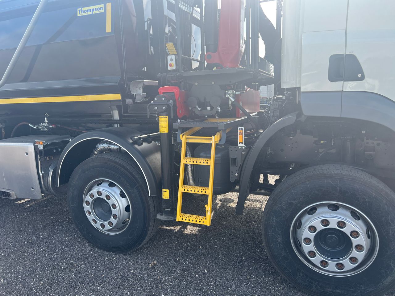 Ready to go DAF CF 450, Tipper Grab, , 32 Tonne, Day Cab, Automatic, , Palfinger, Epsilon M125L | for sale at MV Commercial, the UKs leading Truck, Trailers and Van supplier. (G474384 274360)