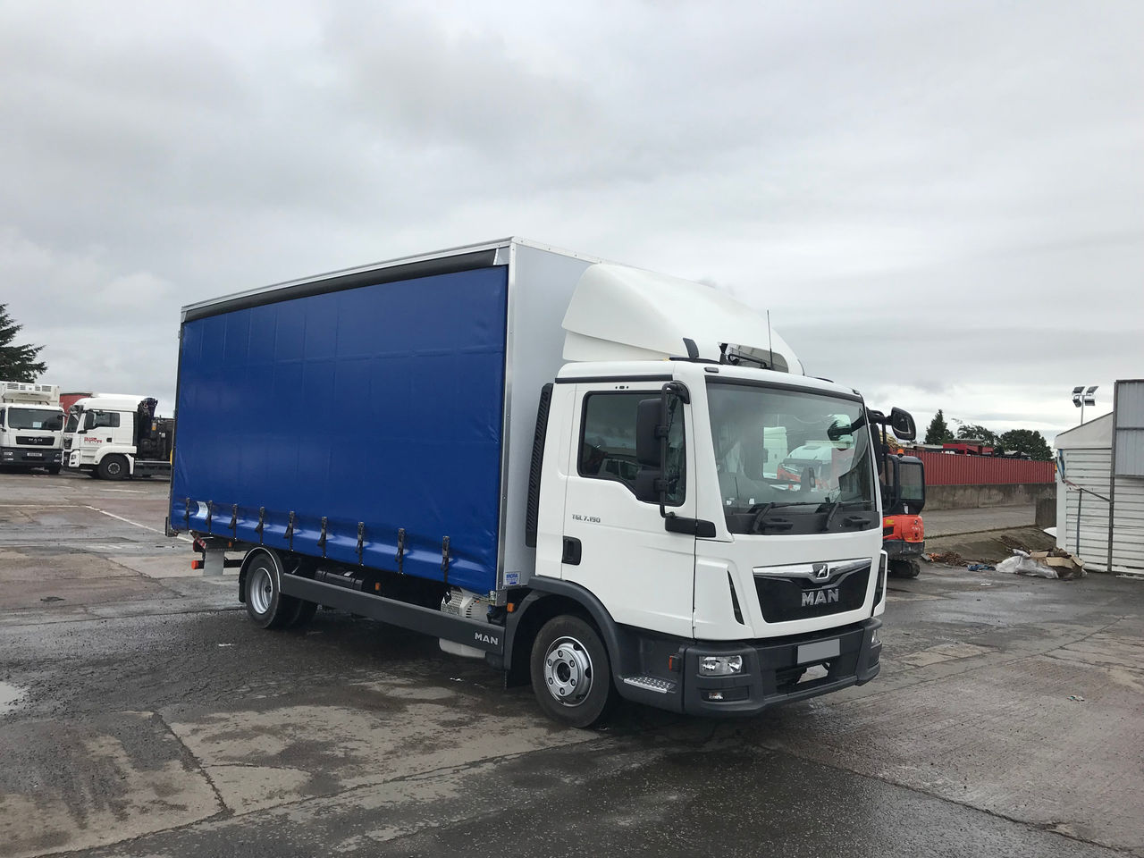 Ready to go MAN TGL 7.190, Curtainsider, 190, 7.5 Tonne, Day Cab, Automatic, Adjustable Steering Column , Barn Doors, Bluetooth Audio Streaming, CD Player, Climate Control System, , -, - | for sale at MV Commercial, the UKs leading Truck, Trailers and Van supplier. (SK19BFY 28453)