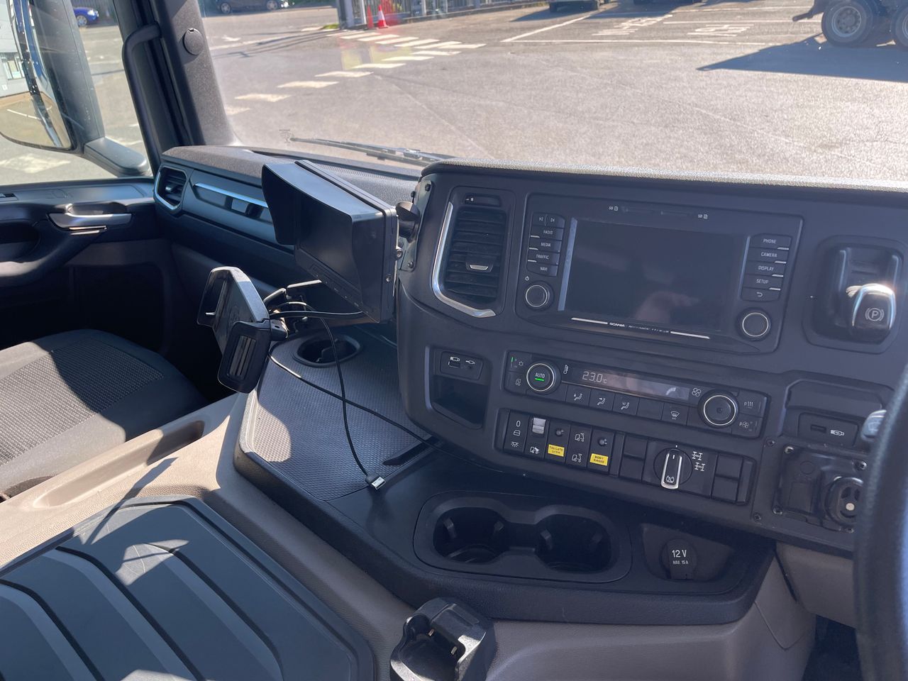 Ready to go Scania P410 XT, Tipper, 410, 32 Tonne, Day Cab, Automatic, Thompson Body with Easy Sheet, Beacons, High Ground Clearance, HYVA Ram, Air Tailgate, , -, - | for sale at MV Commercial, the UKs leading Truck, Trailers and Van supplier. (SM19BYL 348974)