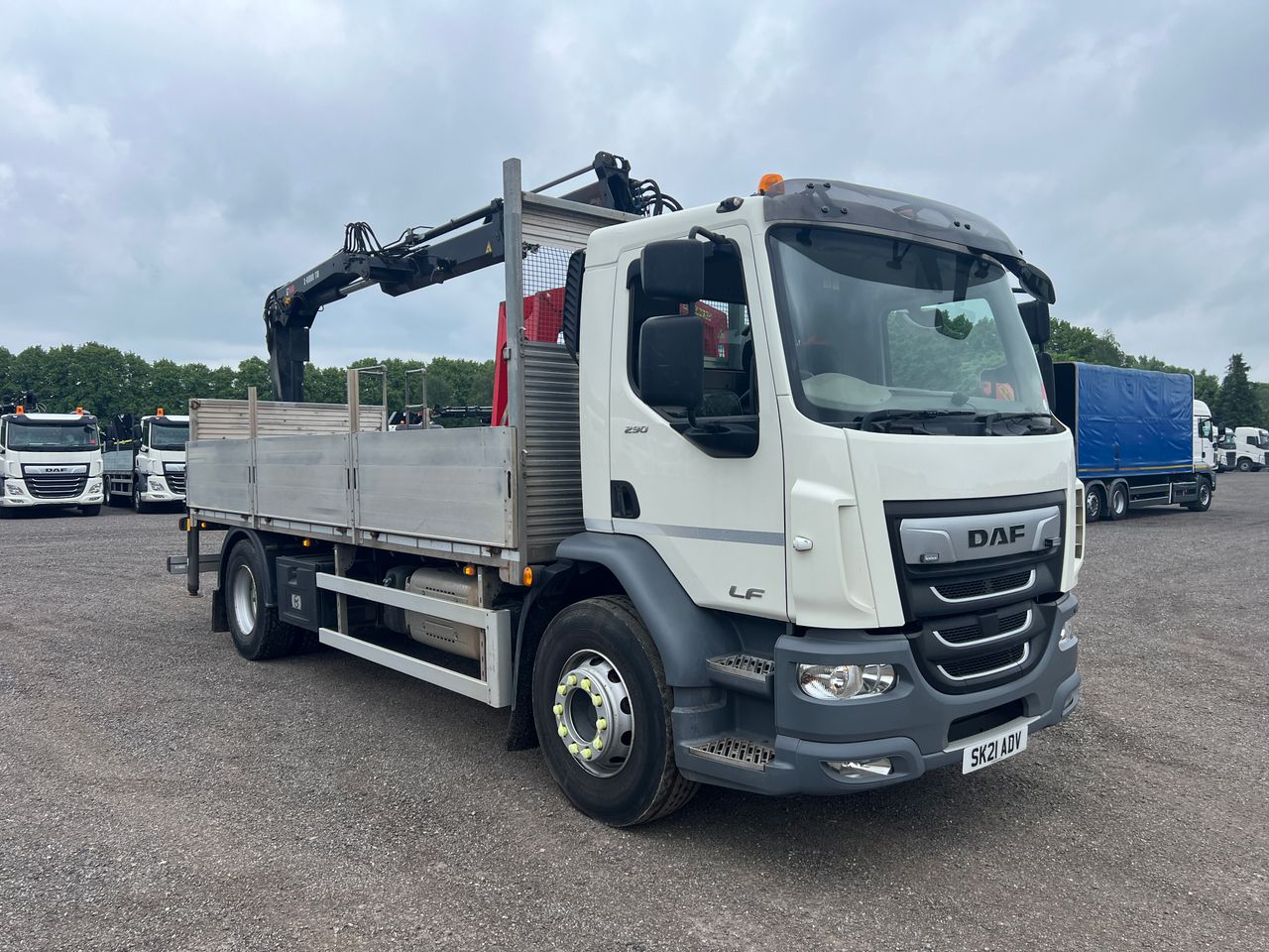 Ready to go DAF LF 290, Brick Grabs, 290, 18 Tonne, Day Cab, 6-Speed AS Tronic 6AS1000 OD, 6.75-0.78 Automatic Gearbox, 3 Seats in Cab, Adaptive Cruise Control, Advanced Emergency Braking System (AEBS), Air Conditioning, Armrest - Driver Seat Only, , HIAB, X-HIDUO 118 B-1	 | for sale at MV Commercial, the UKs leading Truck, Trailers and Van supplier. (SK21ADV 361704)