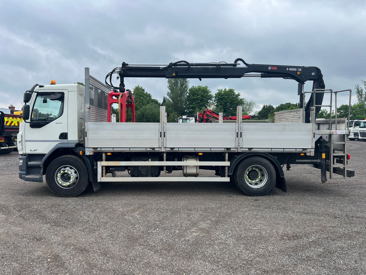 Ready to go DAF LF 290, Brick Grabs, 290, 18 Tonne, Day Cab, 6-Speed AS Tronic 6AS1000 OD, 6.75-0.78 Automatic Gearbox, 3 Seats in Cab, Adaptive Cruise Control, Advanced Emergency Braking System (AEBS), Air Conditioning, Armrest - Driver Seat Only, , HIAB, X-HIDUO 118 B-1	 | for sale at MV Commercial, the UKs leading Truck, Trailers and Van supplier. (SK21ADV 361708)