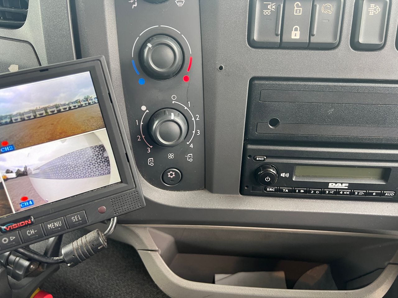 Ready to go DAF LF 290, Brick Grabs, 290, 18 Tonne, Day Cab, 6-Speed AS Tronic 6AS1000 OD, 6.75-0.78 Automatic Gearbox, 3 Seats in Cab, Adaptive Cruise Control, Advanced Emergency Braking System (AEBS), Air Conditioning, Armrest - Driver Seat Only, , HIAB, X-HIDUO 118 B-1	 | for sale at MV Commercial, the UKs leading Truck, Trailers and Van supplier. (SK21ADV 361737)
