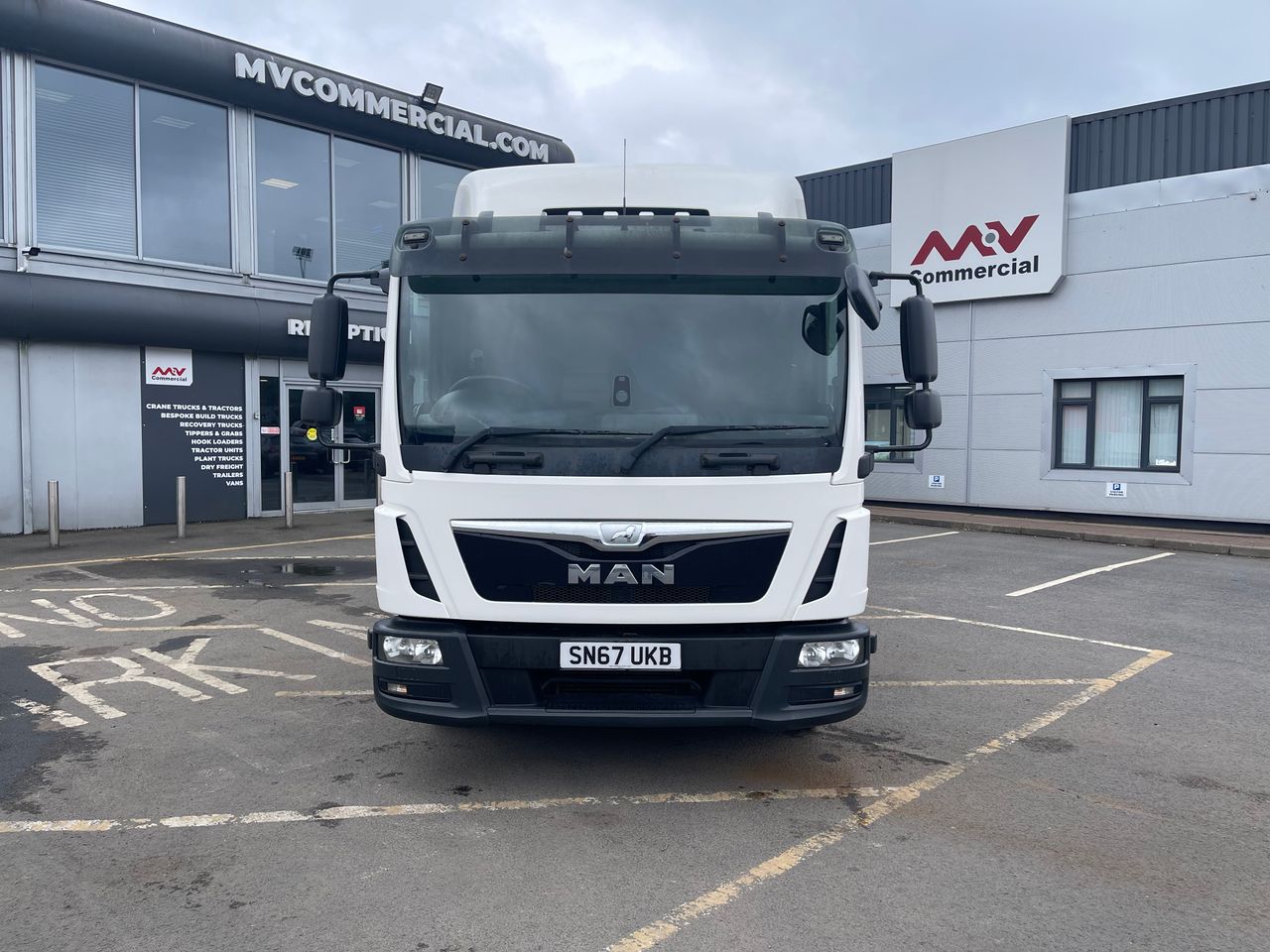 Ready to go MAN TGL 10.180, Dropside, 180, 7.5 Tonne, Day Cab, Automatic, Full Aluminium Dropsides, Air Roof Kit, 3 Seats in Cab, Cruise Control, , -, - | for sale at MV Commercial, the UKs leading Truck, Trailers and Van supplier. (SN67UKB 361847)