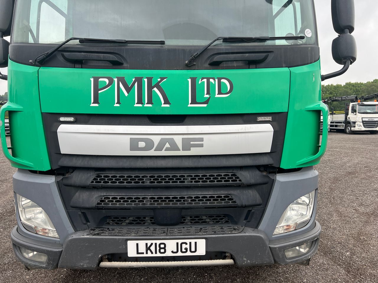 Ready to go DAF CF 400, Tipper Grab, 400, 32 Tonne, Day Cab, Automatic, Sweeper: Chapter 8 On Rear Door with Directional Arrow, Front Strobes, Air Conditioning, Diff Lock, Sun Roof, , Palfinger Epsilon, M125L Grab | for sale at MV Commercial, the UKs leading Truck, Trailers and Van supplier. (LK18JGU 361865)