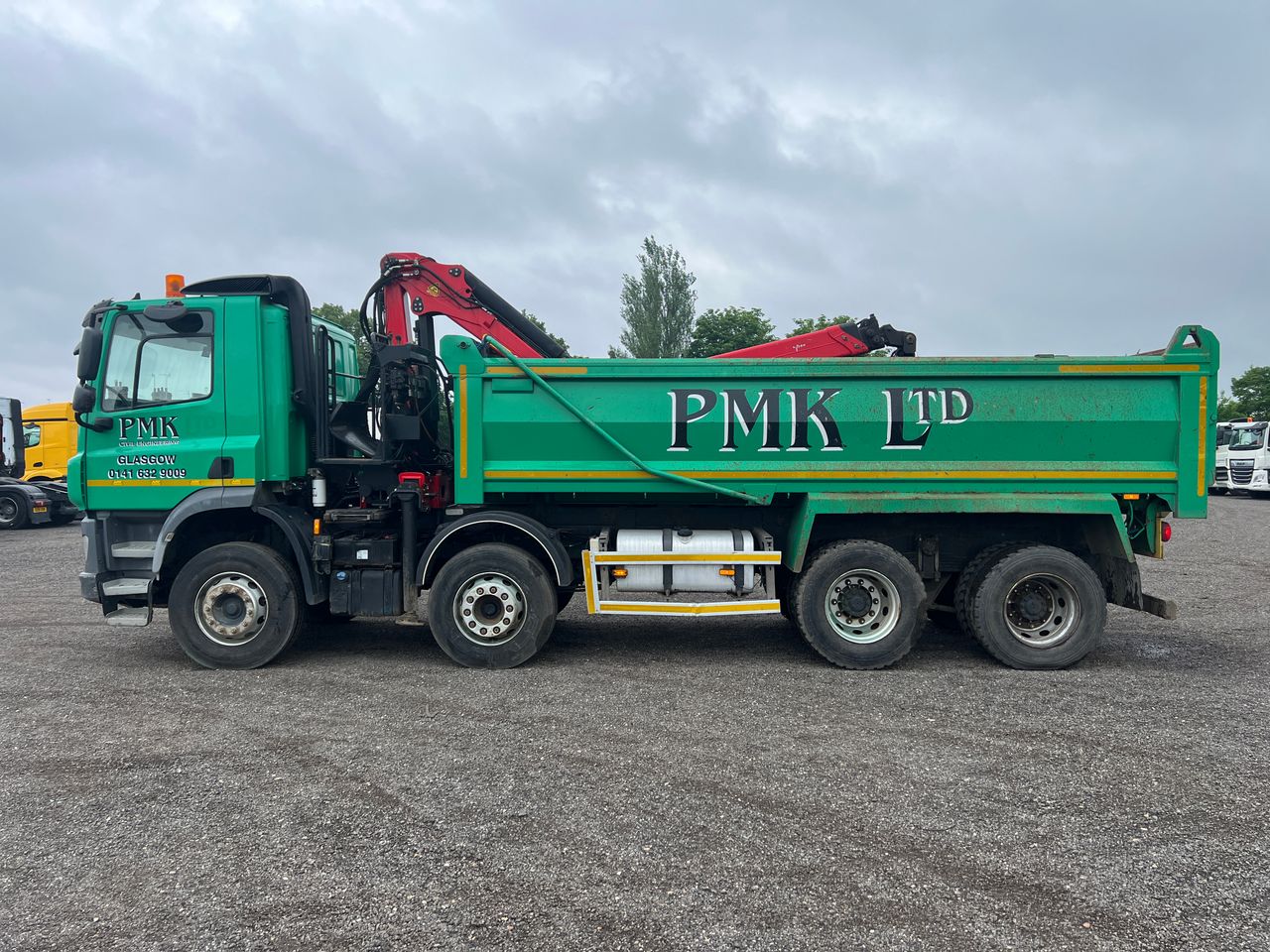 Ready to go DAF CF 400, Tipper Grab, 400, 32 Tonne, Day Cab, Automatic, Sweeper: Chapter 8 On Rear Door with Directional Arrow, Front Strobes, Air Conditioning, Diff Lock, Sun Roof, , Palfinger Epsilon, M125L Grab | for sale at MV Commercial, the UKs leading Truck, Trailers and Van supplier. (LK18JGU 361866)