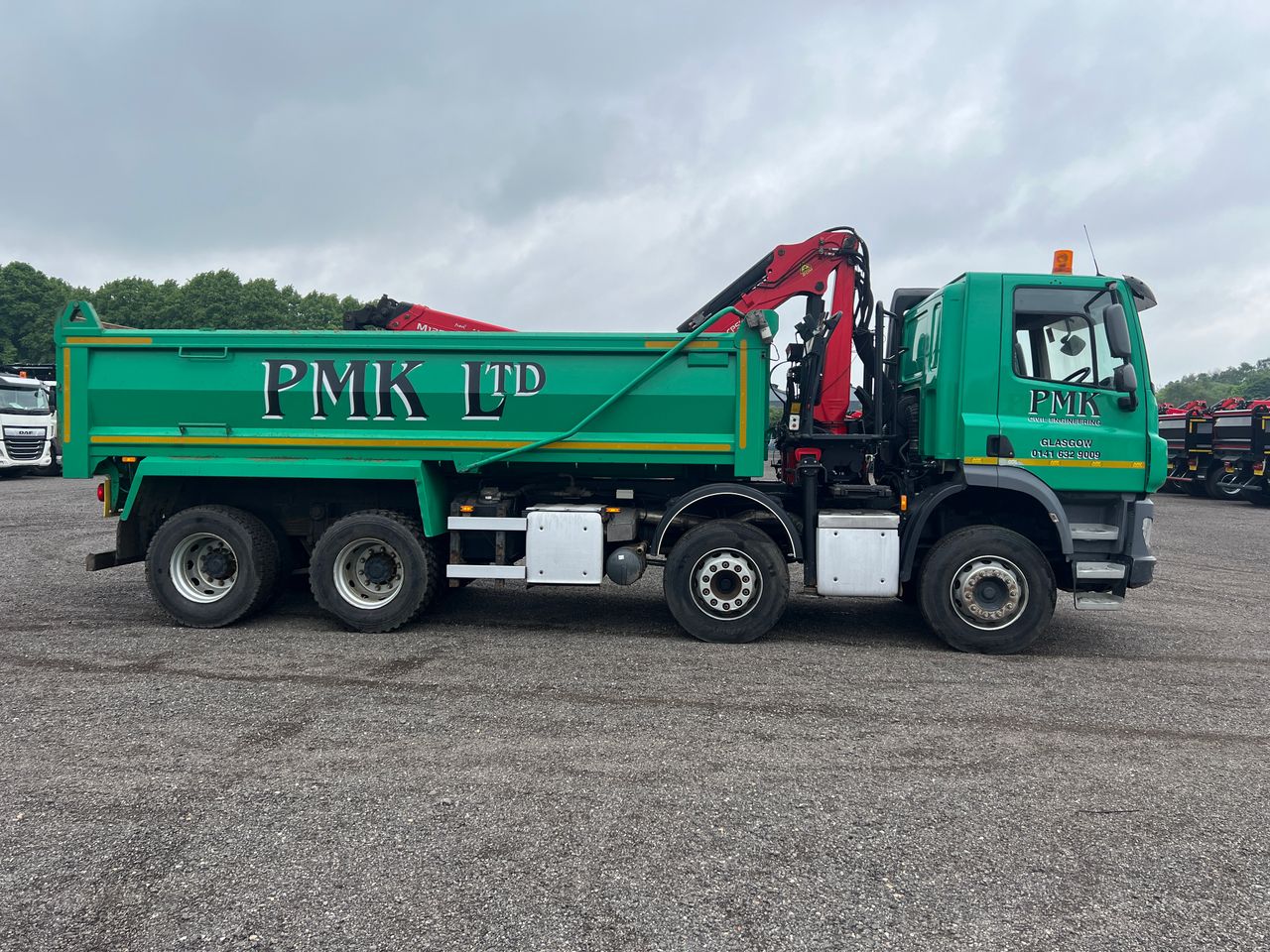Ready to go DAF CF 400, Tipper Grab, 400, 32 Tonne, Day Cab, Automatic, Sweeper: Chapter 8 On Rear Door with Directional Arrow, Front Strobes, Air Conditioning, Diff Lock, Sun Roof, , Palfinger Epsilon, M125L Grab | for sale at MV Commercial, the UKs leading Truck, Trailers and Van supplier. (LK18JGU 361870)