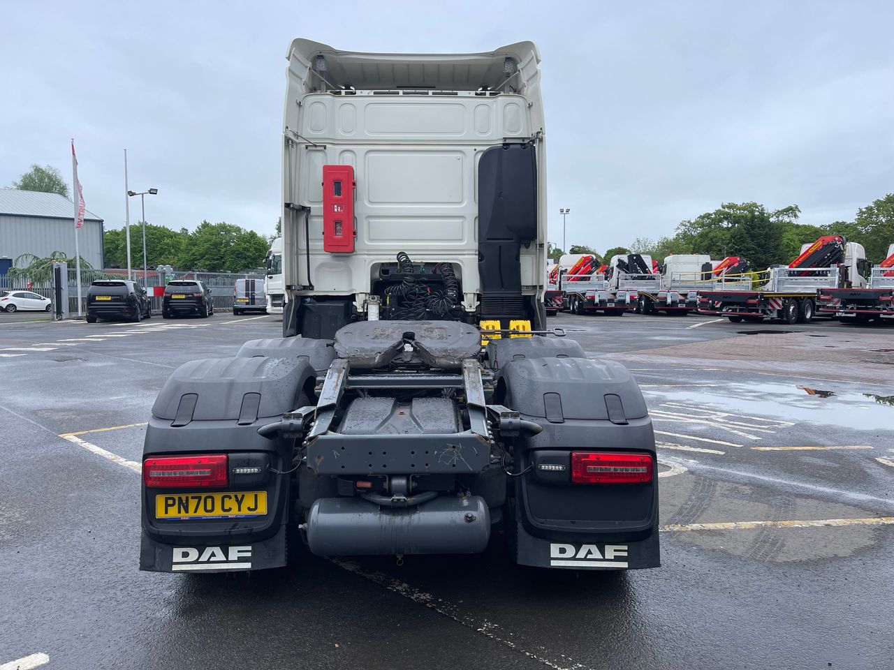 Ready to go DAF XF 480, Tractor Unit, 480, 44 Tonne, Space Cab, Automatic, Alloy Fuel Tank, Cab Sunvisor , Central Locking, Driver Comfort Air Seat with Red Seatbelts, Jost Sliding 5th Wheel, , -, - | for sale at MV Commercial, the UKs leading Truck, Trailers and Van supplier. (PN70CYJ 372469)
