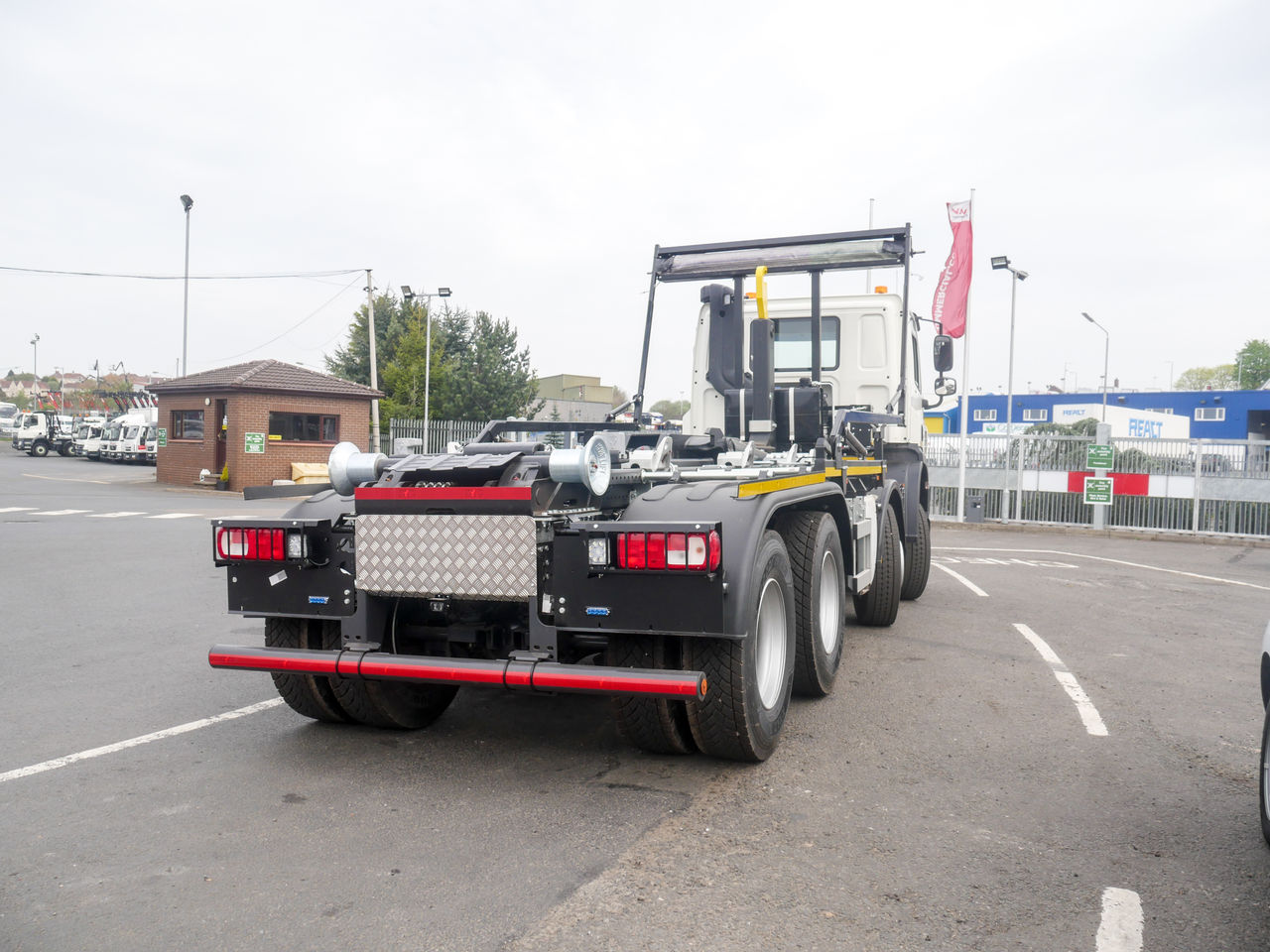 2020 DAF CF 450 Hook Loader for sale at MV Commercial