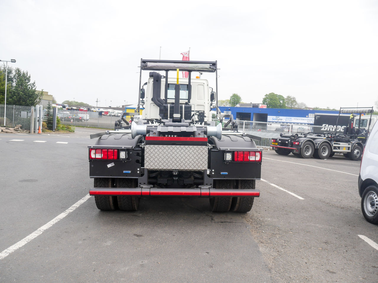 2020 DAF CF 450 Hook Loader for sale at MV Commercial