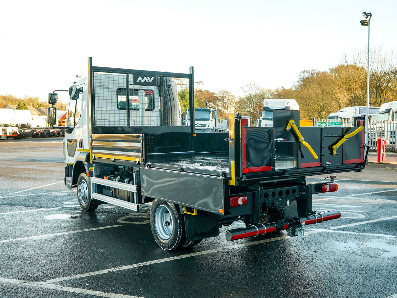 2020 DAF LF 180 Tipper for sale at MV Commercial