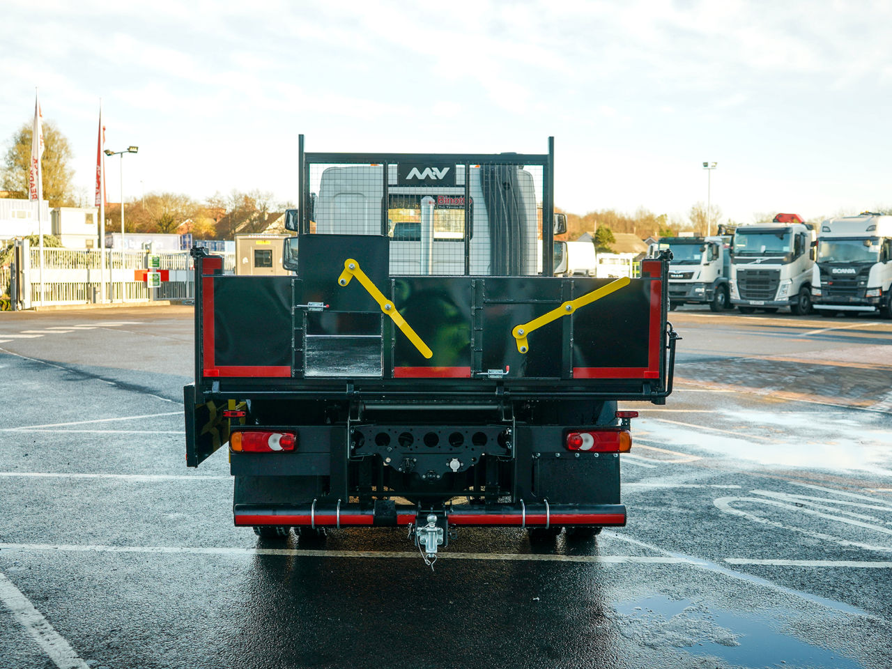 2020 DAF LF 180 Tipper for sale at MV Commercial