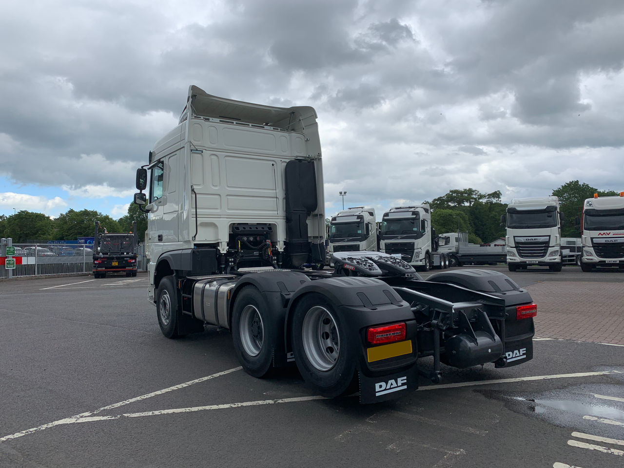 2020 DAF XF 530 Tractor Unit for sale at MV Commercial