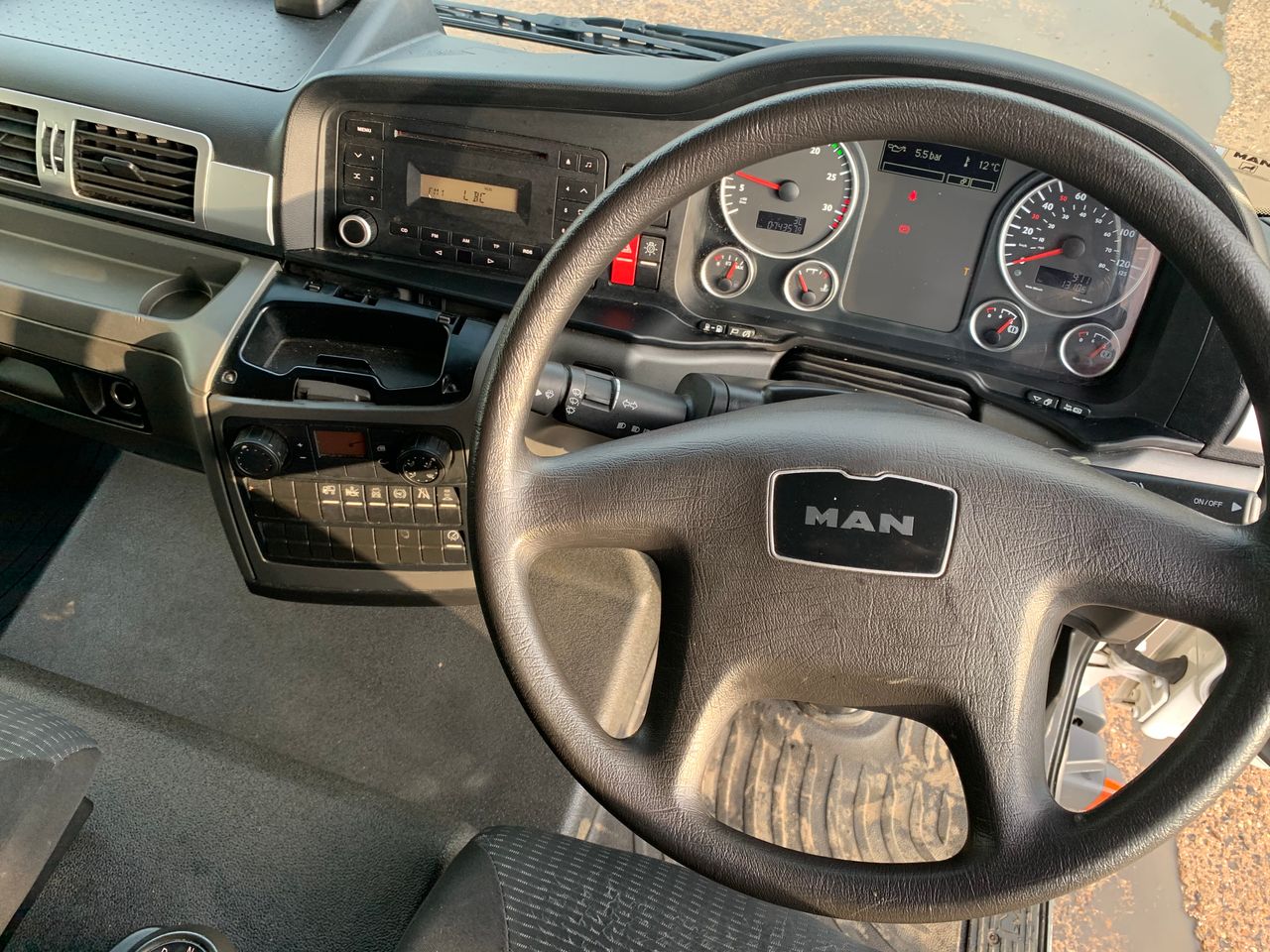 Ready to go MAN TGL 10.190, Box, 190, 7.5 Tonne, Day Cab, Automatic, Air Conditioning, Anti Lock Brakes (ABS), Bluetooth/AUX/USB Dashboard Input, Cab Sunvisor , DEL Column Tail Lift, , -, - | for sale at MV Commercial, the UKs leading Truck, Trailers and Van supplier. (SN17OUS 44781)