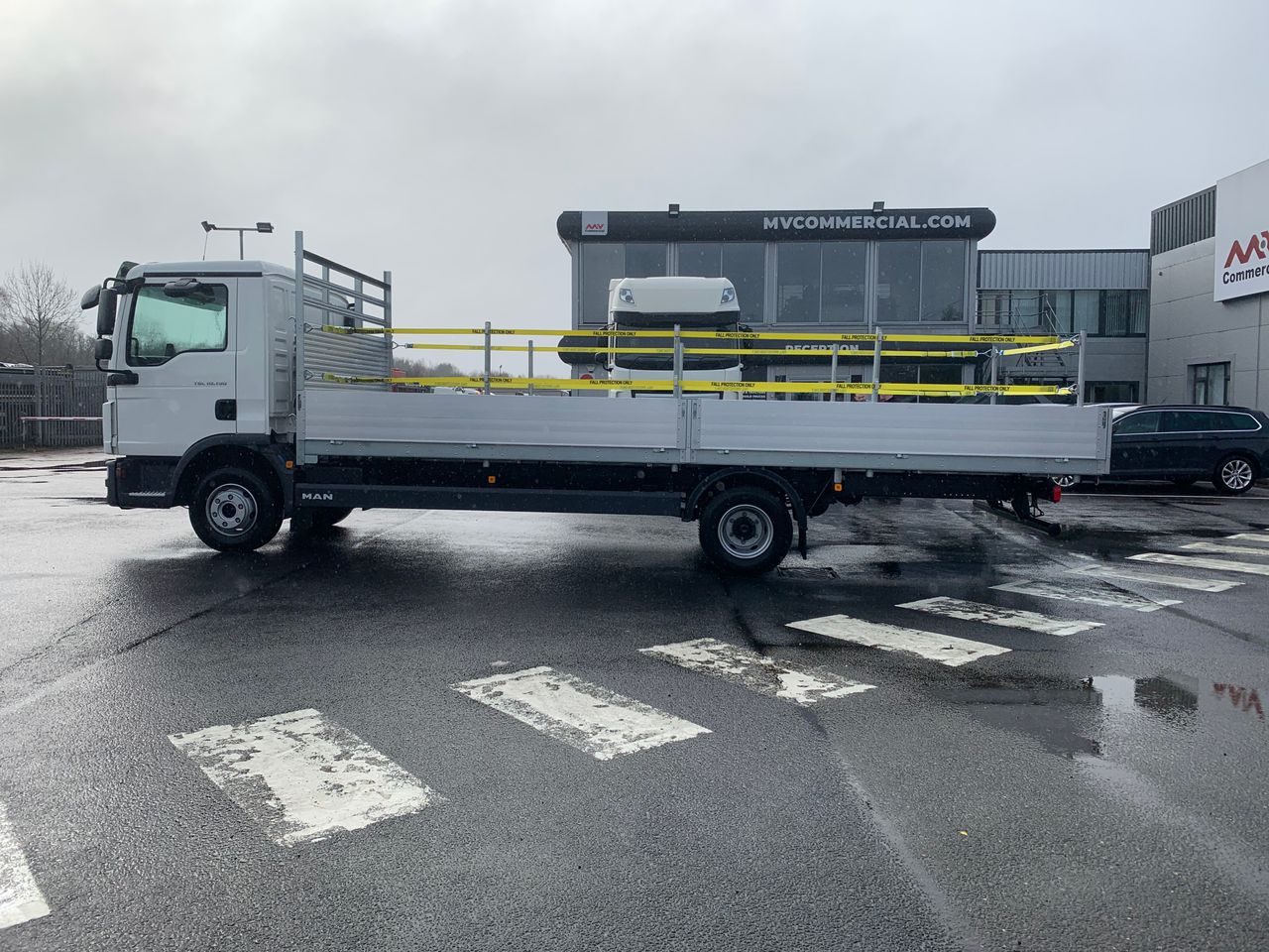Ready to go MAN TGL 10.190, Dropside, 190, 7.5 Tonne, Day Cab, Automatic, 4 Dropsides, Adjustable Rear Underrun Bar, Air Conditioning, Cab Sunvisor With LED Lights, Electric Windows, , -, - | for sale at MV Commercial, the UKs leading Truck, Trailers and Van supplier. (SK21BFA 46489)