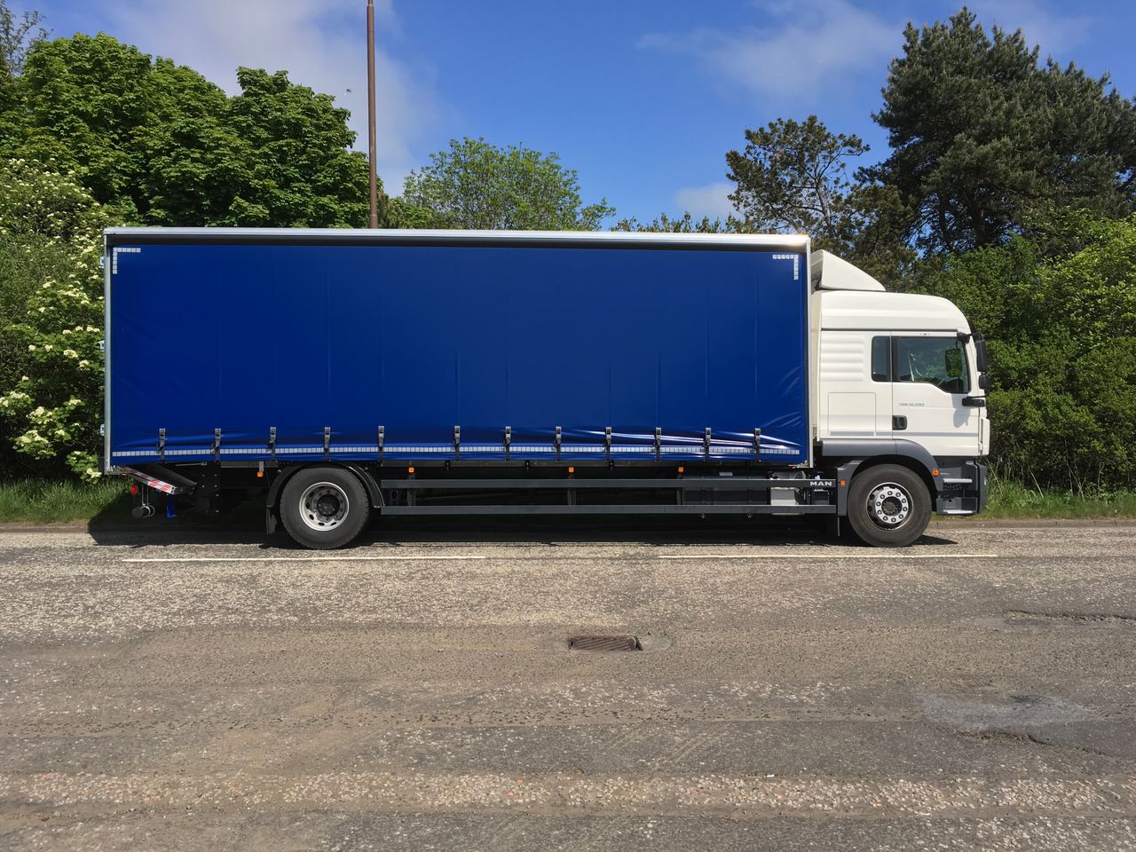 2020 MAN TGM 18.290 Curtainsider for sale at MV Commercial