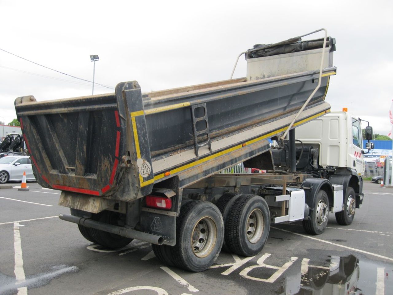 2017 DAF CF 400 Tipper for sale at MV Commercial