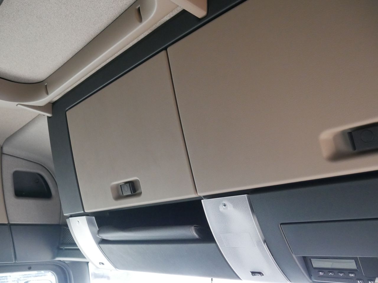 2021 MAN TGM 18.290 Flatbed for sale at MV Commercial