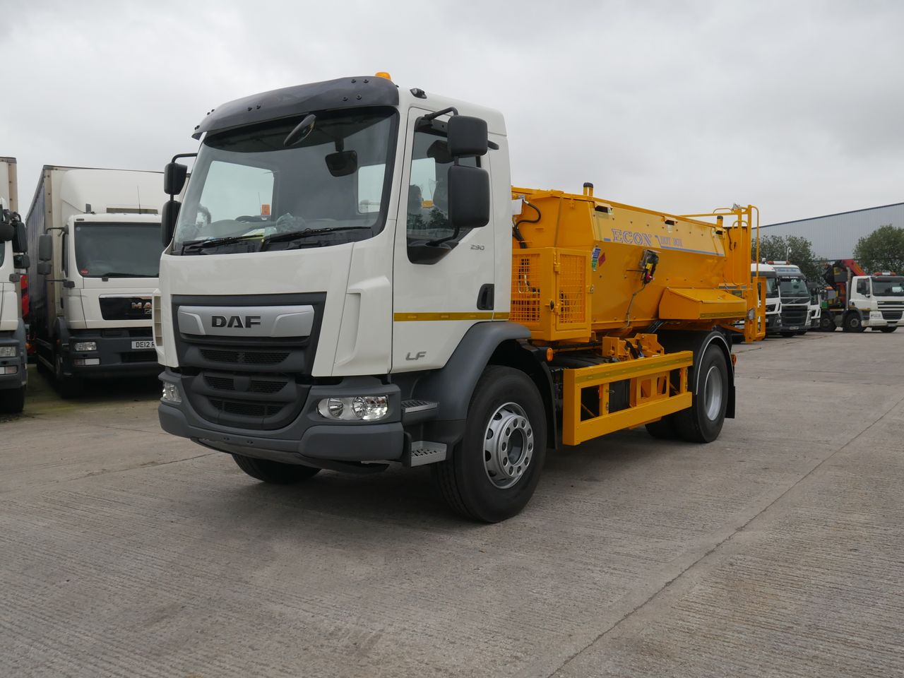 2020 DAF LF 290 Hot Box for sale at MV Commercial