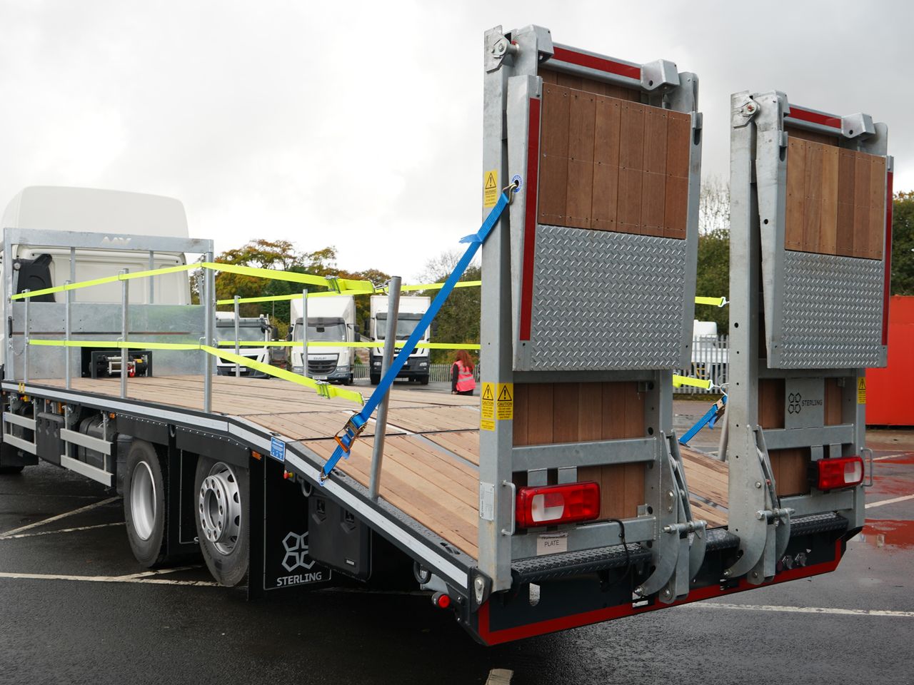 2021 DAF CF 450 Beavertail for sale at MV Commercial