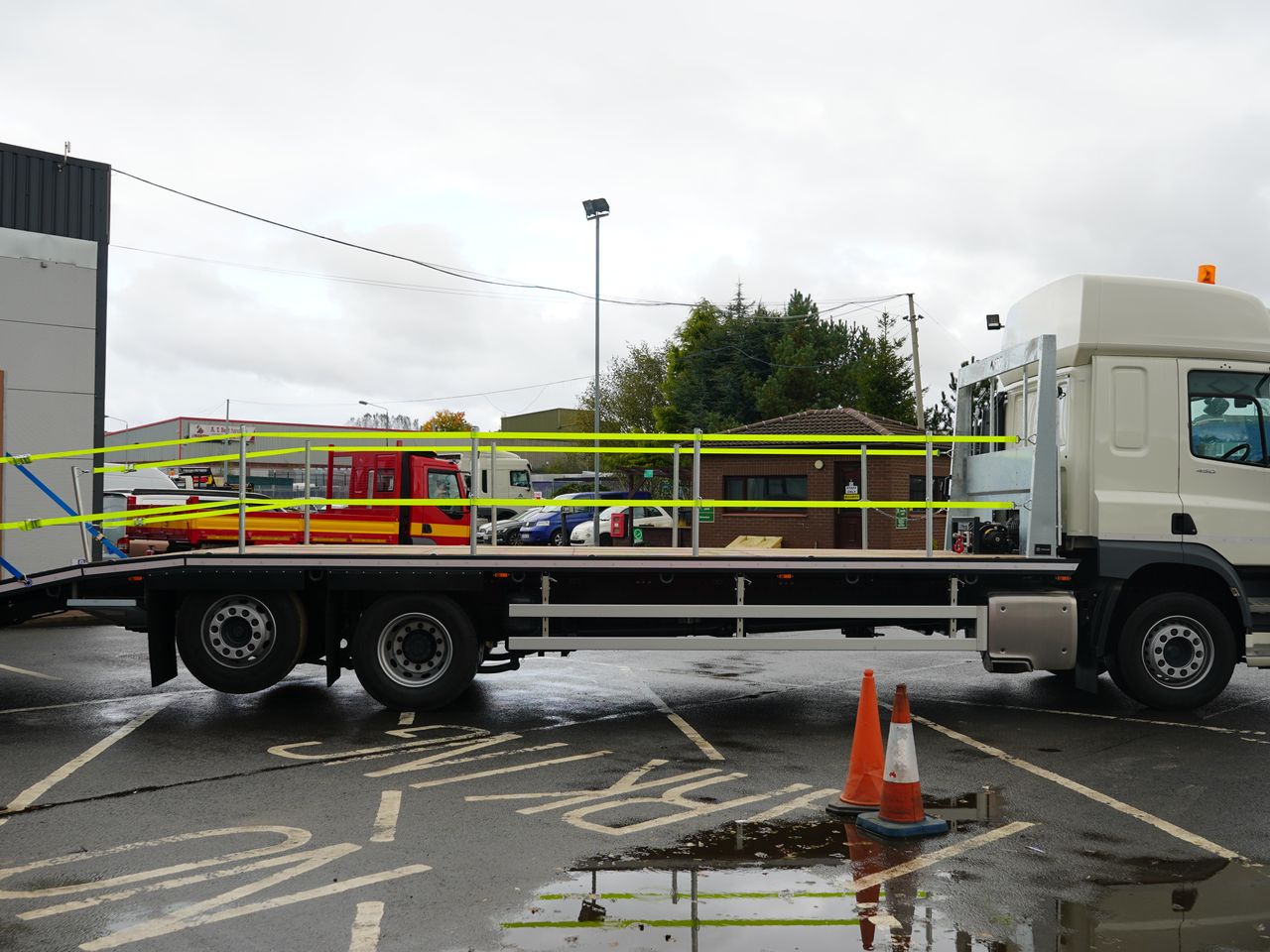 2021 DAF CF 450 Beavertail for sale at MV Commercial