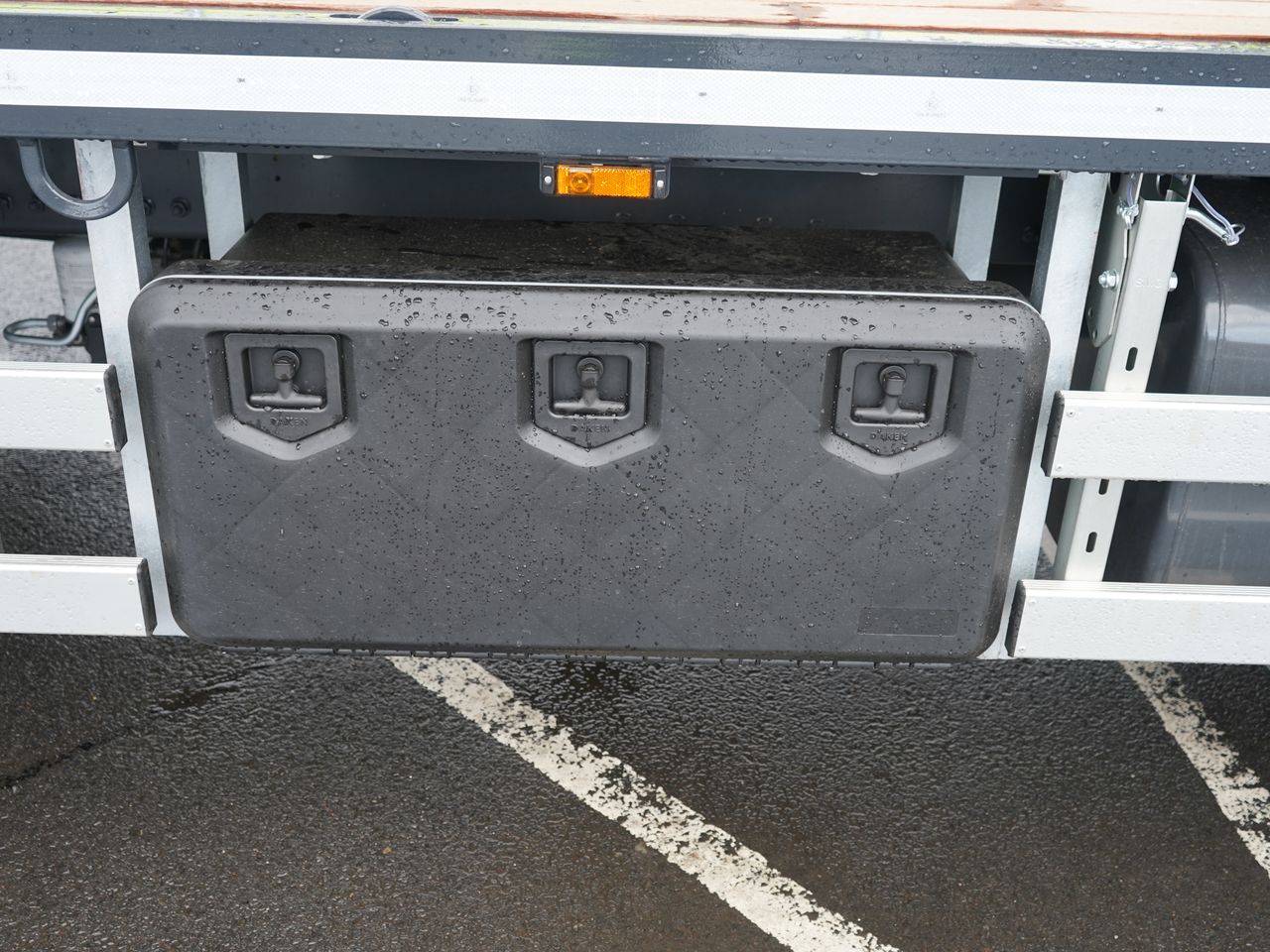 2021 DAF CF 450 Beavertail for sale at MV Commercial