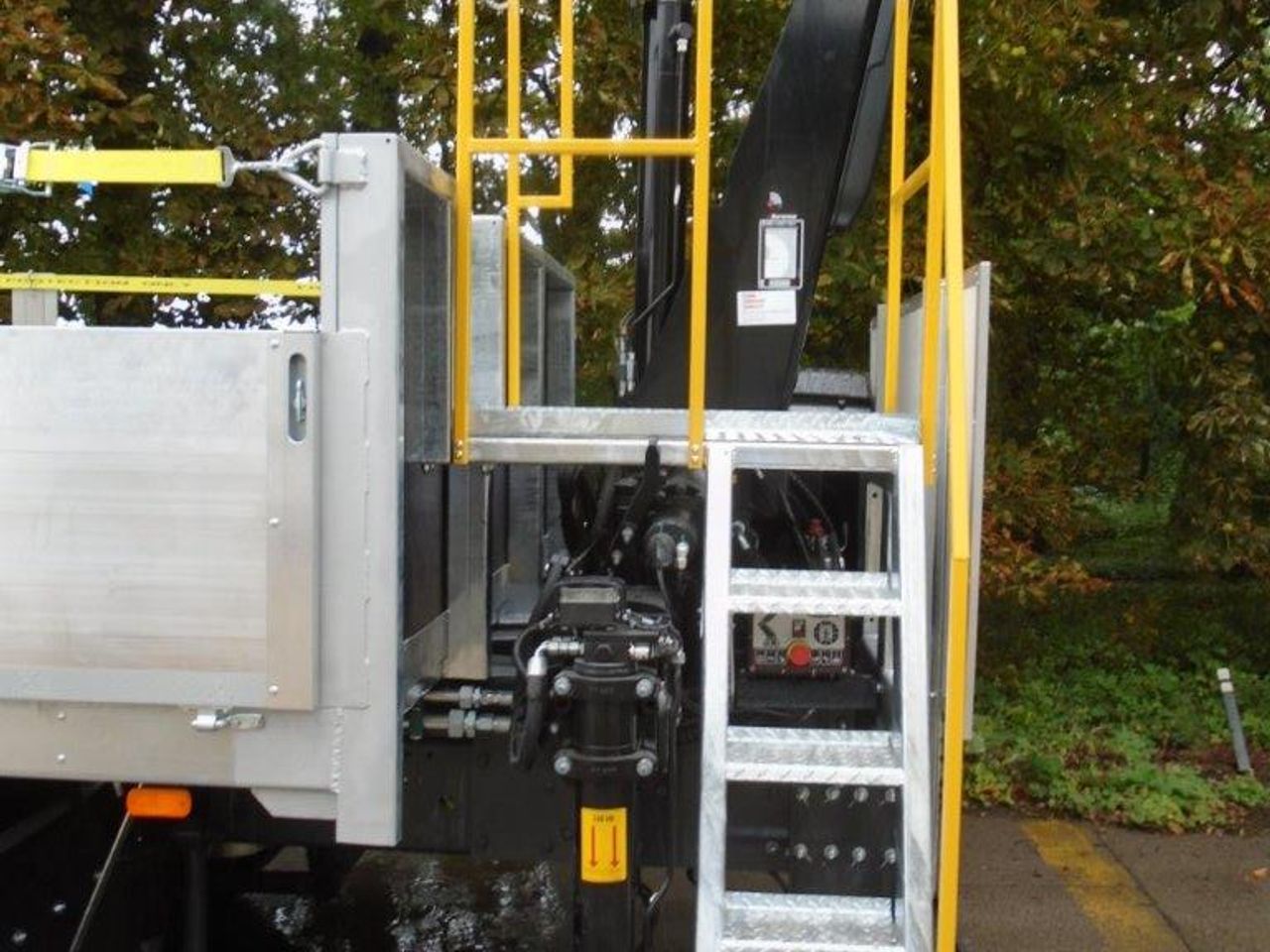 2021 DAF LF 290 Brick Grabs for sale at MV Commercial