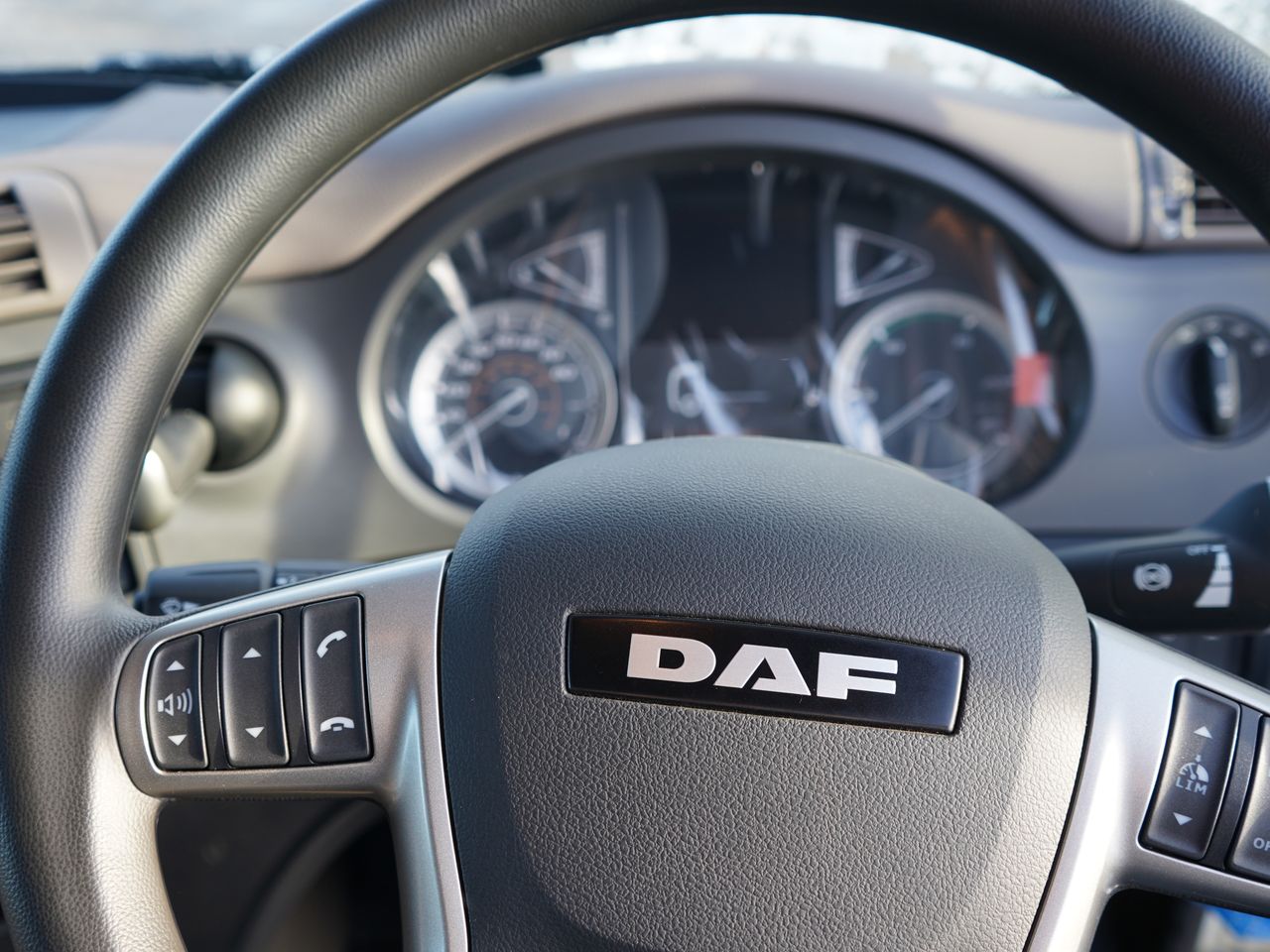 2021 DAF CF 410 Flatbed for sale at MV Commercial