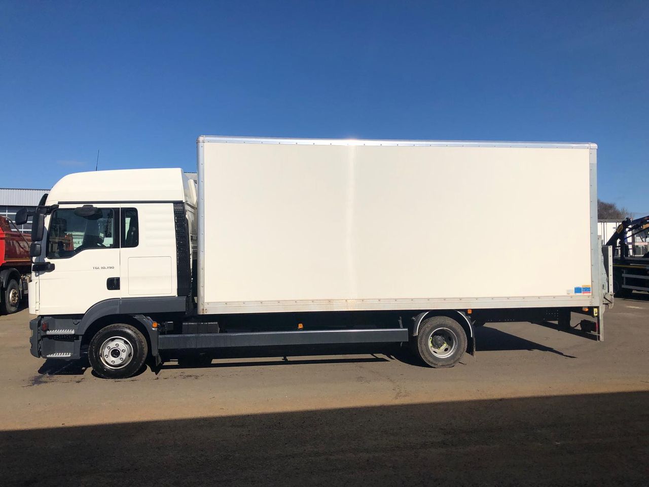 Ready to go MAN TGL 10.190, Box, 190, 7.5 Tonne, Sleeper Cab, Automatic, Air Conditioning, Anti Lock Brakes (ABS), Bluetooth/AUX/USB Dashboard Input, Cab Sunvisor , Column Tail Lift , , -, - | for sale at MV Commercial, the UKs leading Truck, Trailers and Van supplier. (SN70YKL 62608)