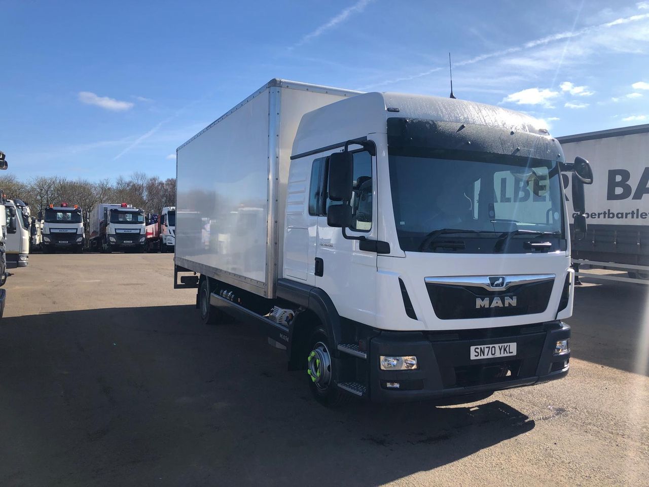 Ready to go MAN TGL 10.190, Box, 190, 7.5 Tonne, Sleeper Cab, Automatic, Air Conditioning, Anti Lock Brakes (ABS), Bluetooth/AUX/USB Dashboard Input, Cab Sunvisor , Column Tail Lift , , -, - | for sale at MV Commercial, the UKs leading Truck, Trailers and Van supplier. (SN70YKL 62611)