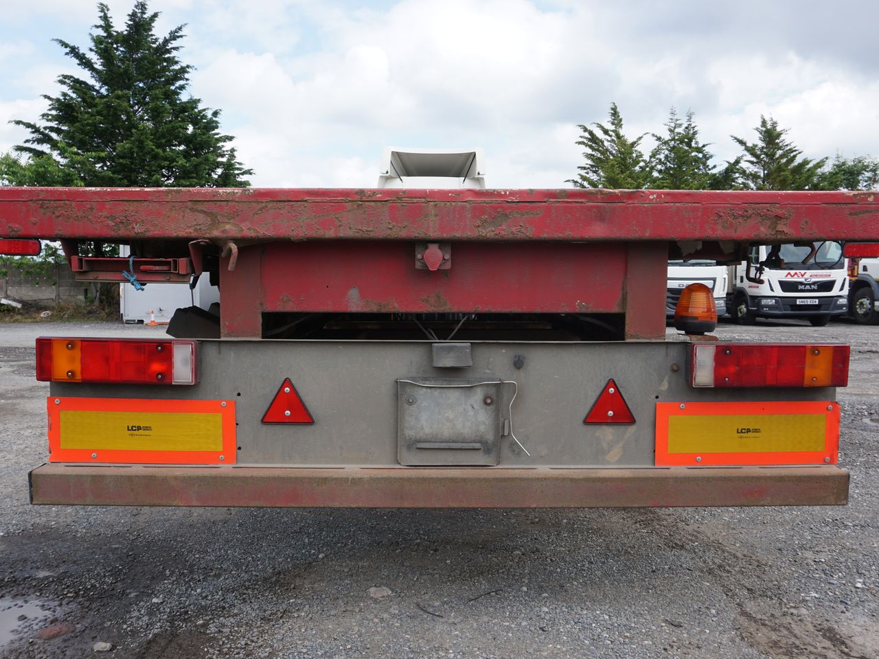 2004 Fruehauf 3 Axle Flatbed Trailers for sale at MV Commercial