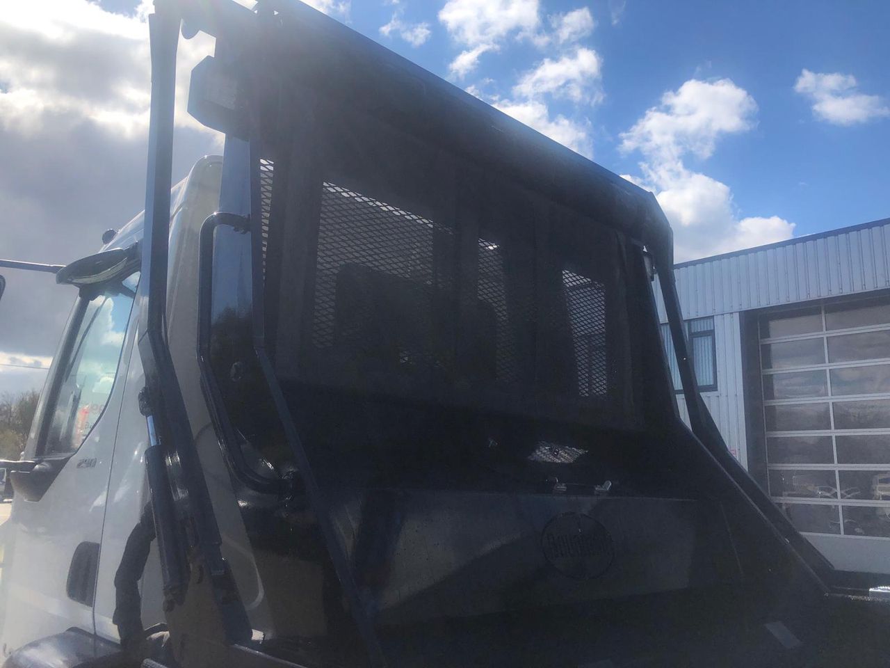 2022 DAF LF 290 Skip Loader for sale at MV Commercial