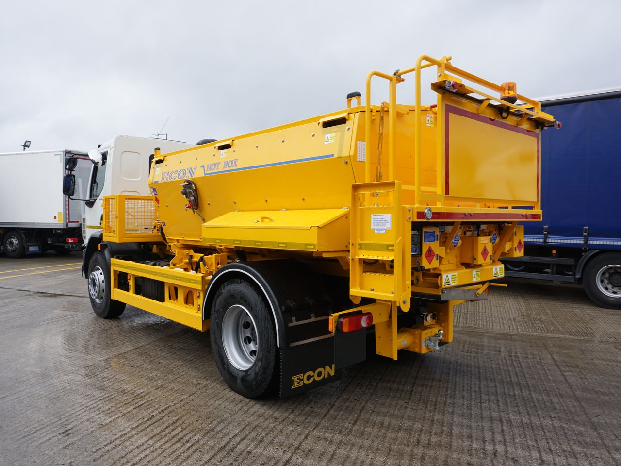 2021 DAF LF 290 Hot Box for sale at MV Commercial