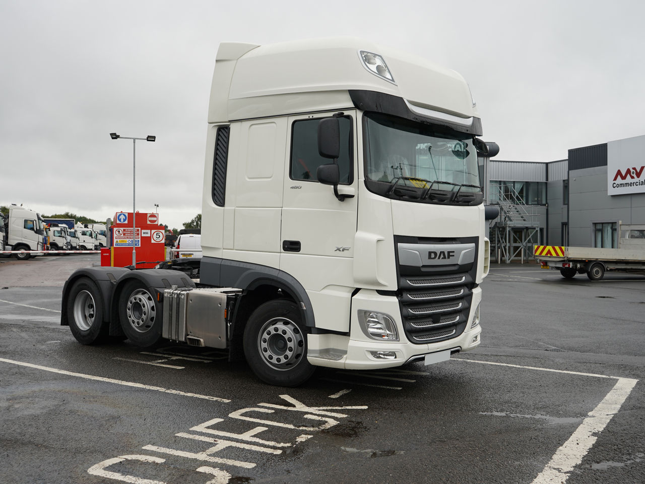 Ready to go DAF XF 480, Tractor Unit, 480, 44 Tonne, Super Space Cab, Automatic, Alloy Fuel Tank, Cab Sunvisor , Central Locking, Driver Comfort Air Seat with Red Seatbelts, Jost Sliding 5th Wheel, , -, - | for sale at MV Commercial, the UKs leading Truck, Trailers and Van supplier. (PN71GYC 73646)