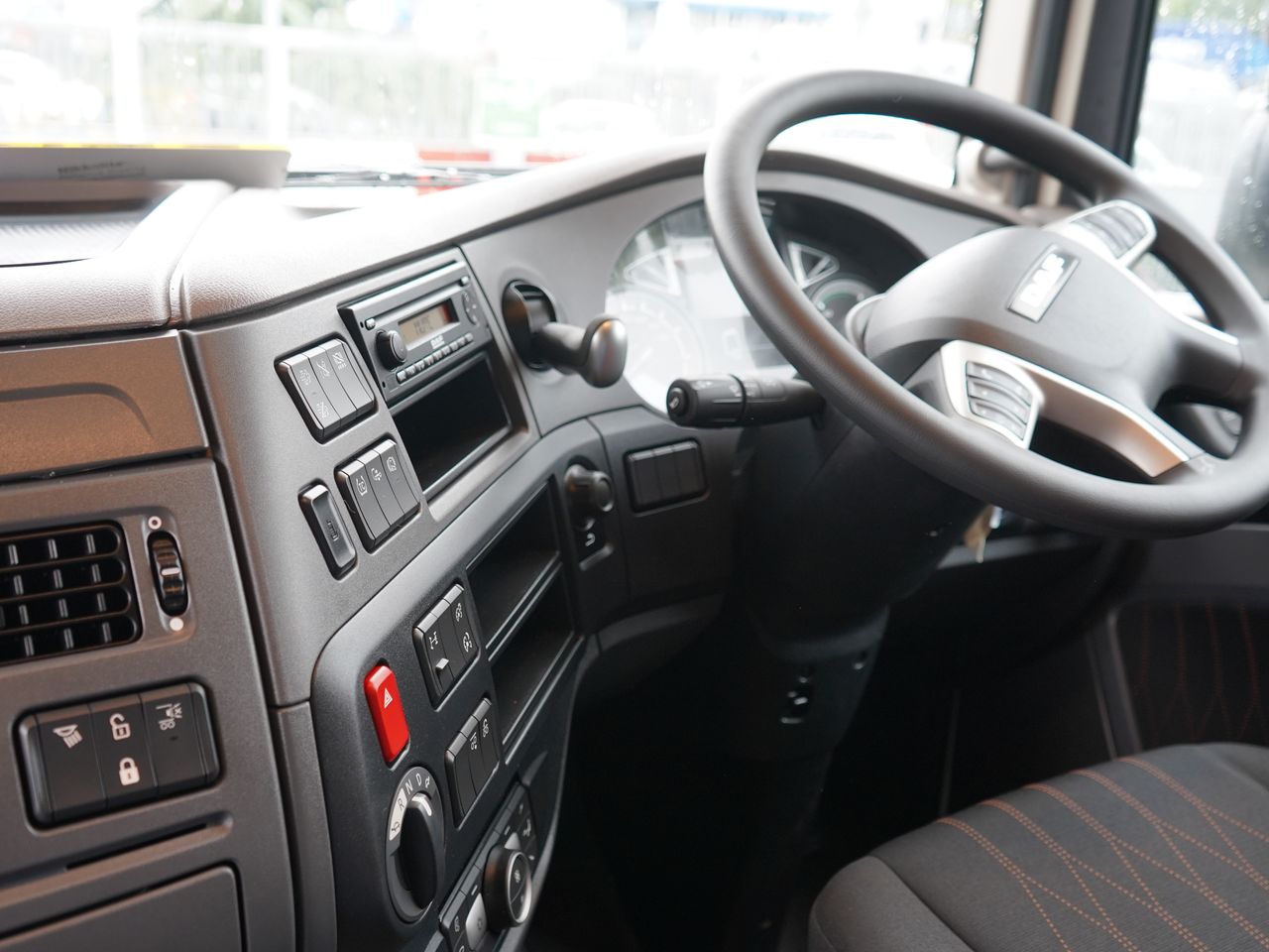 Ready to go DAF XF 480, Tractor Unit, 480, 44 Tonne, Super Space Cab, Automatic, Alloy Fuel Tank, Cab Sunvisor , Central Locking, Driver Comfort Air Seat with Red Seatbelts, Jost Sliding 5th Wheel, , -, - | for sale at MV Commercial, the UKs leading Truck, Trailers and Van supplier. (PN71GUO 73740)