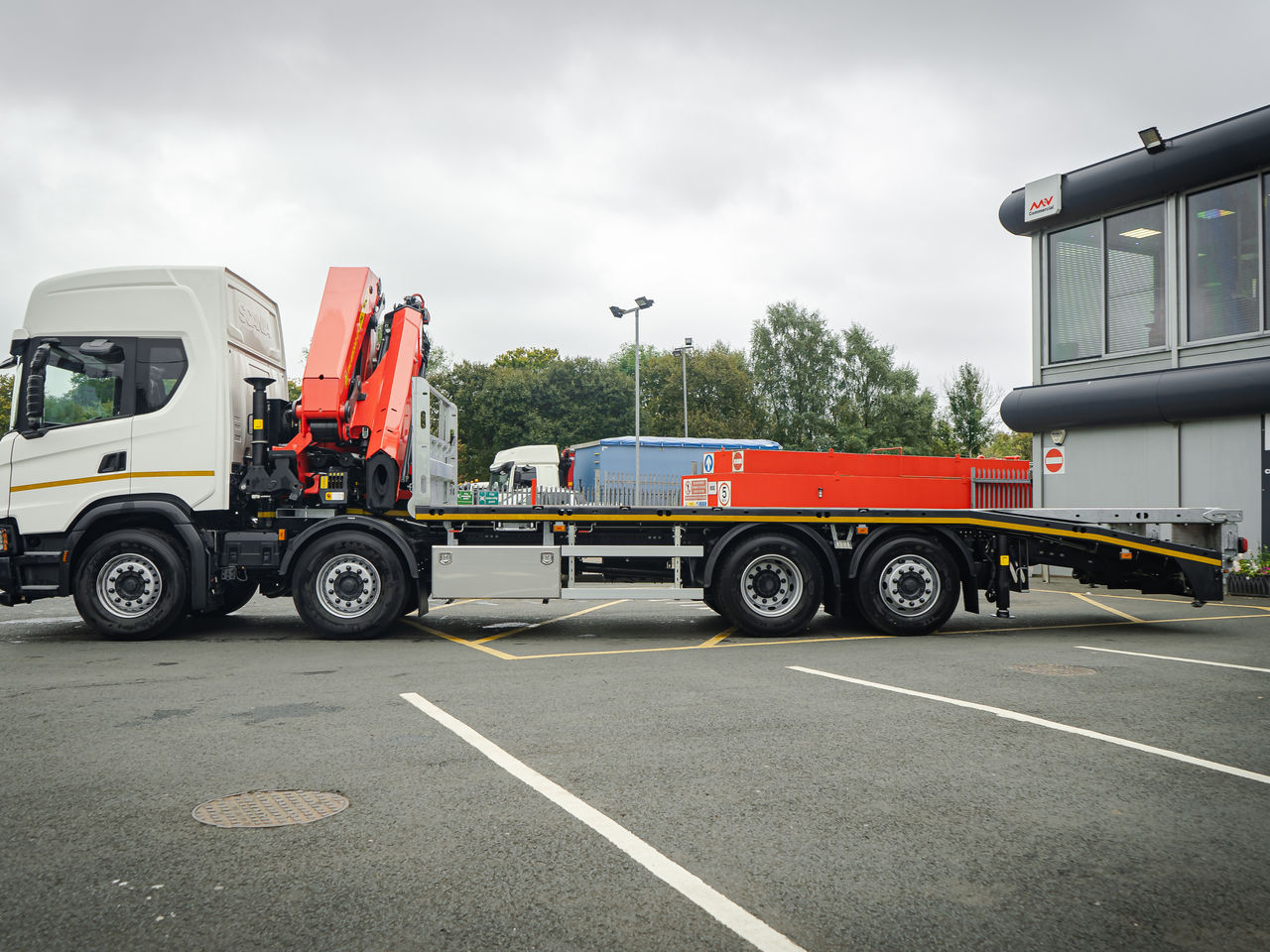 Ready to go Scania G450 XT, Cheesewedge, 450, 32 Tonne, G-Sleeper Cab, Automatic, 28mm Keruing Hardwood Floor, 2 Tool Lockers, 2 x 8.5 Tonne Front Axles, Access Ladder, Air Conditioning, , Palfinger, PK 48 | for sale at MV Commercial, the UKs leading Truck, Trailers and Van supplier. (SM72EKC 73942)